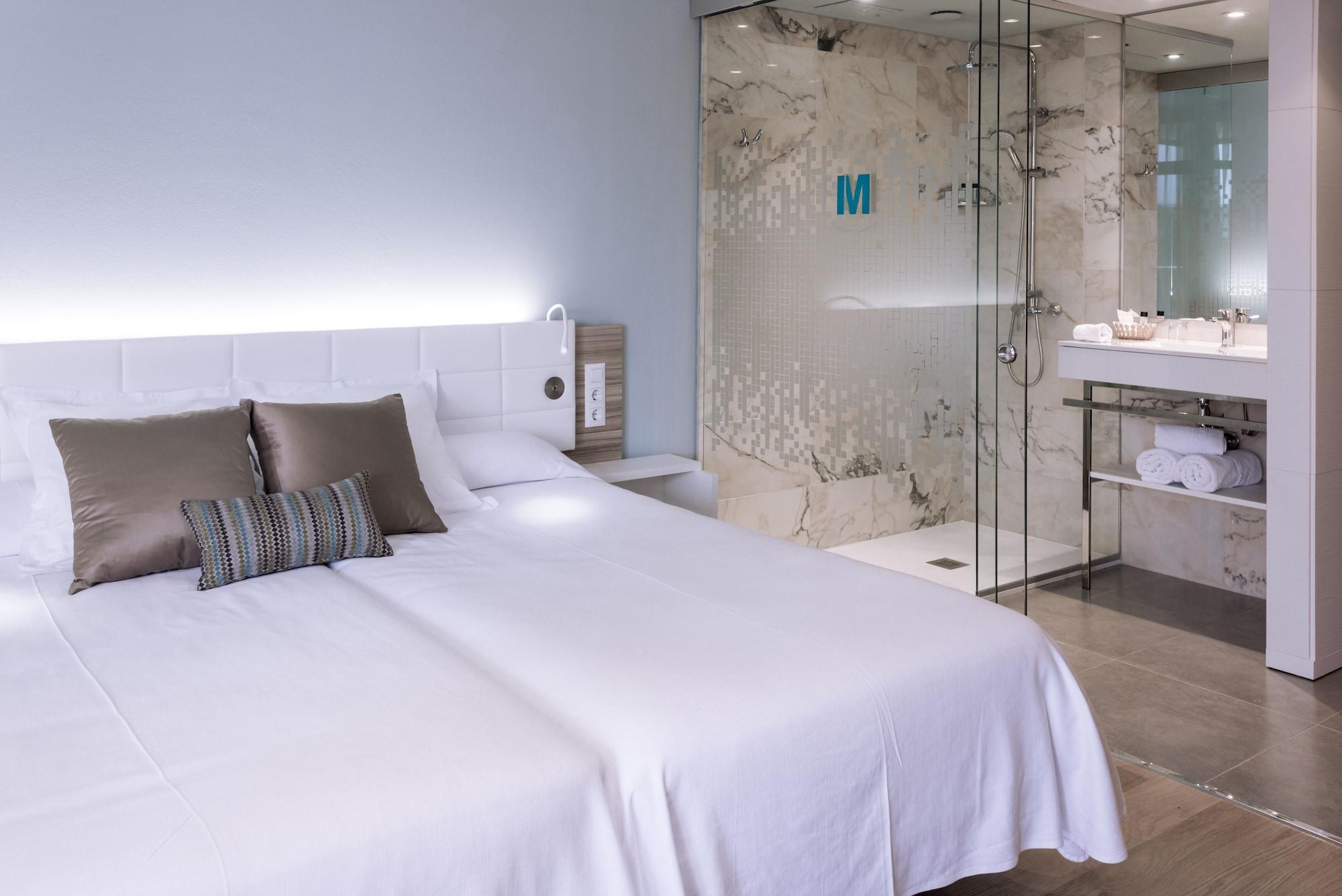 Monica Hotel Камбрілс Екстер'єр фото
