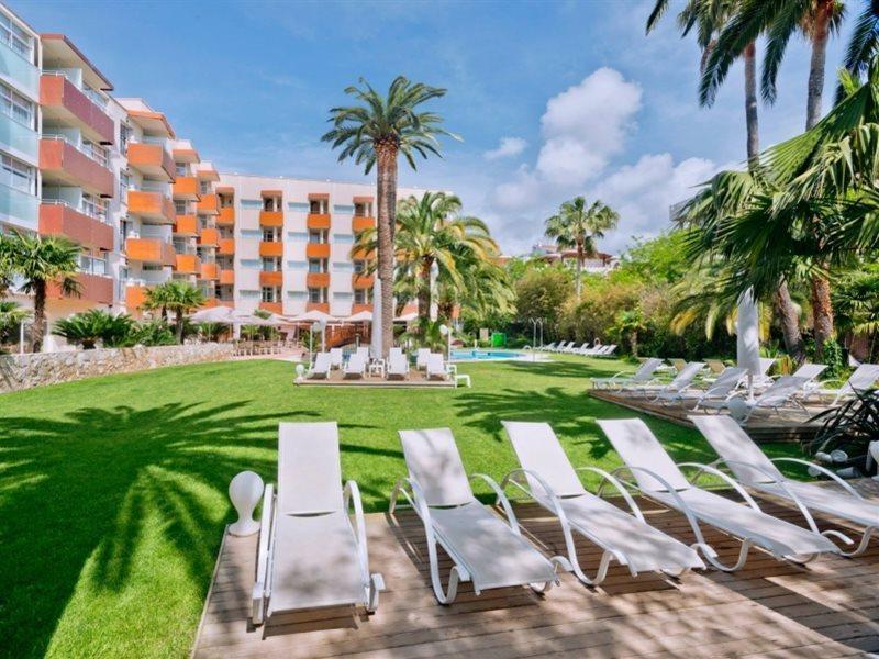 Monica Hotel Камбрілс Екстер'єр фото